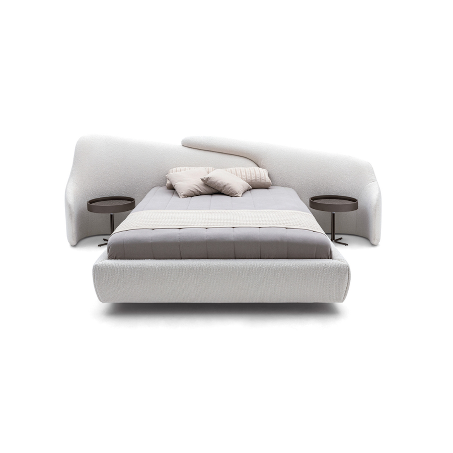 CAMA ZAHA